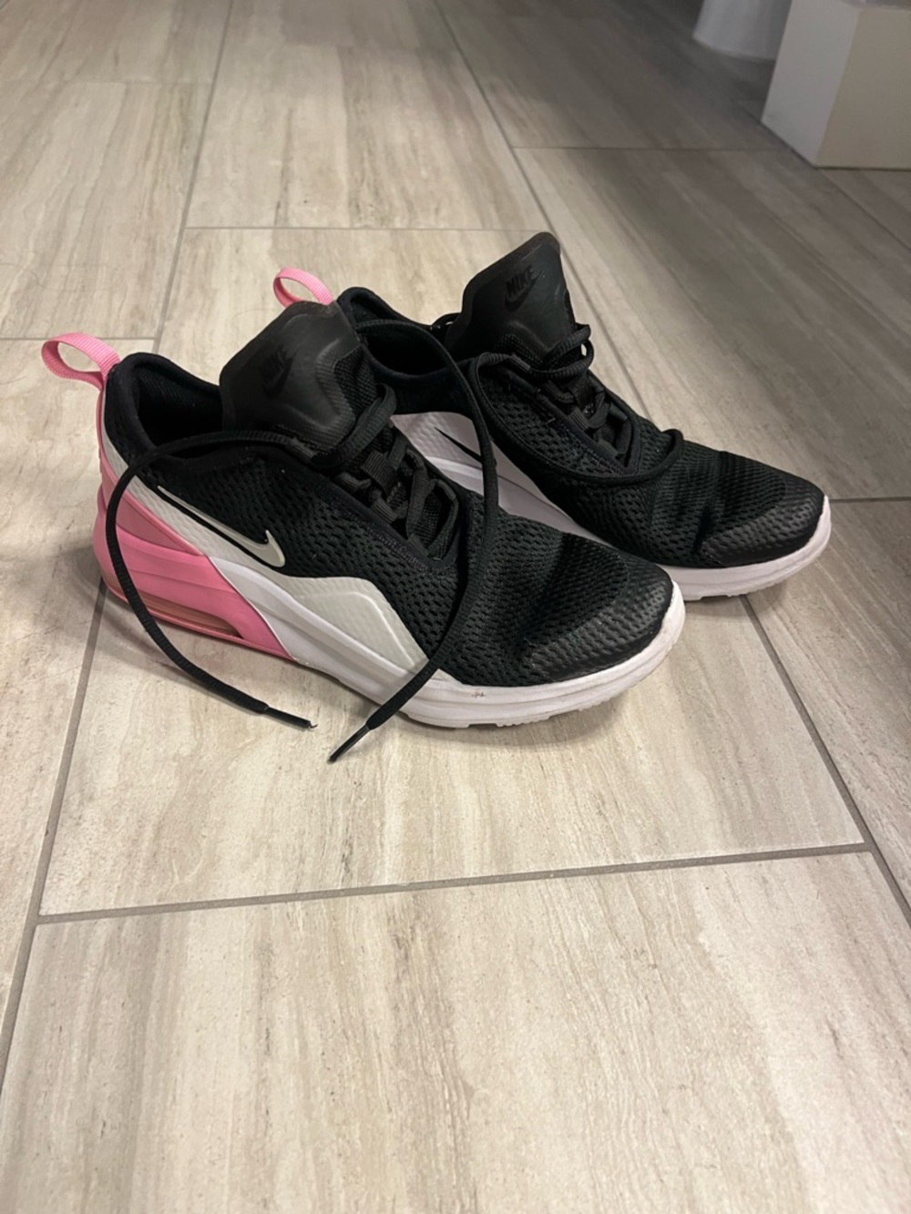 Nike Black, White & Pink Women's Athletic Sneakers